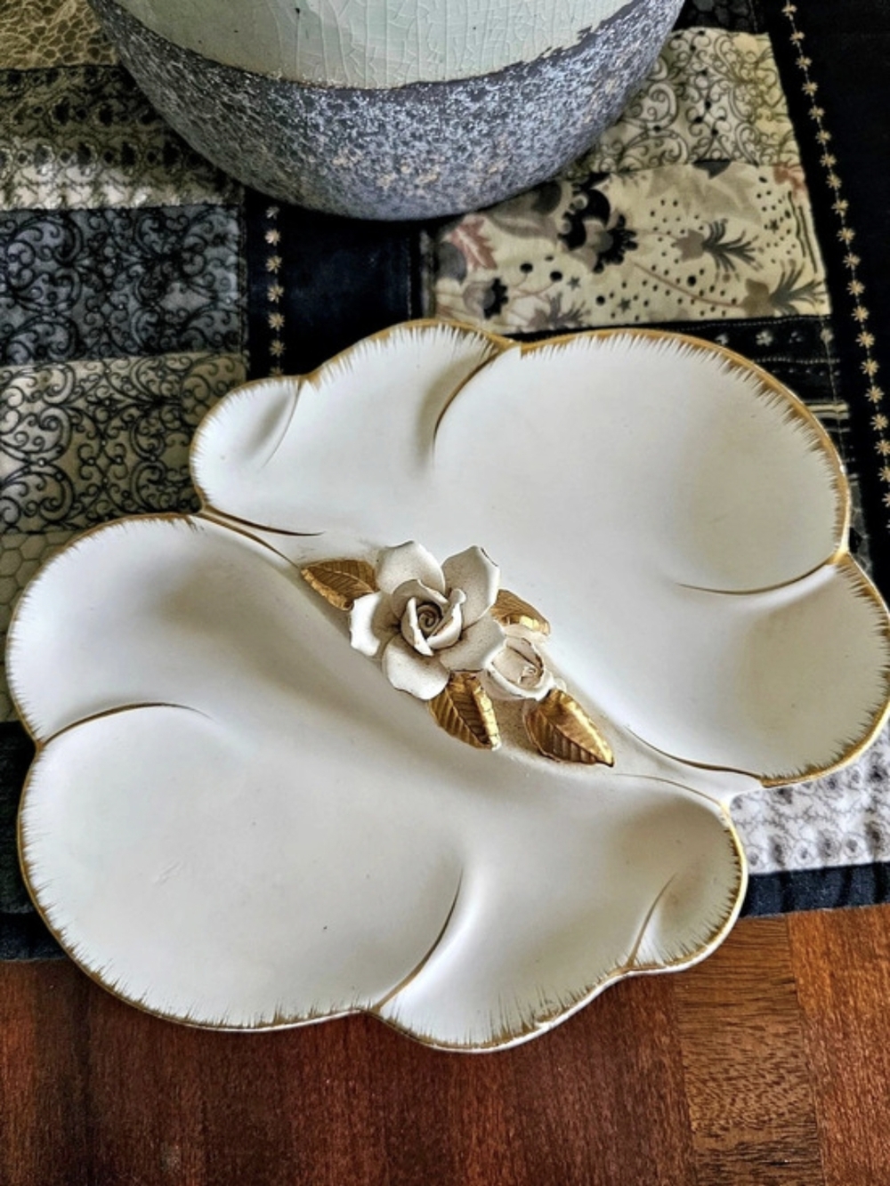 Vintage Lefton's White/Gold Rose Ceramic  Divided Trinket Jewelry Dish  JAPAN